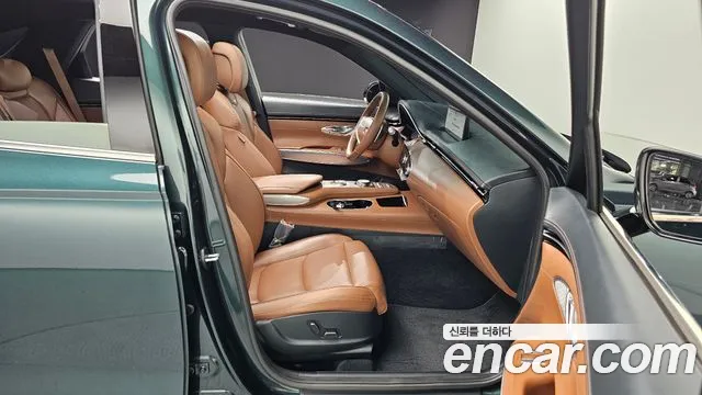 Genesis GV70 2.5T Бензин AWD — Фото автомобиля 25