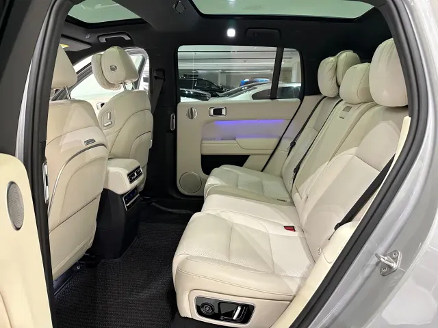 Li Auto L7 — Фото автомобиля 14