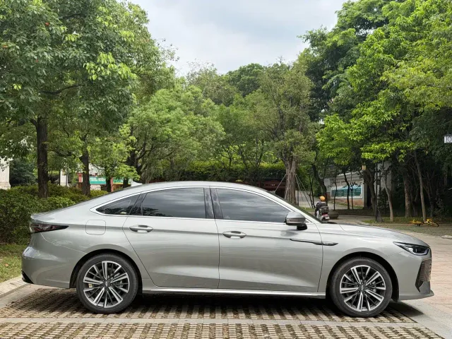 Chery Arrizo 8 PRO — Фото автомобиля 5