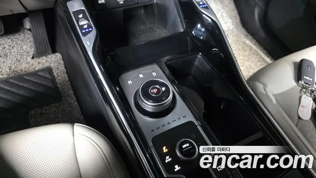 Kia Sorento — Фото автомобиля 9