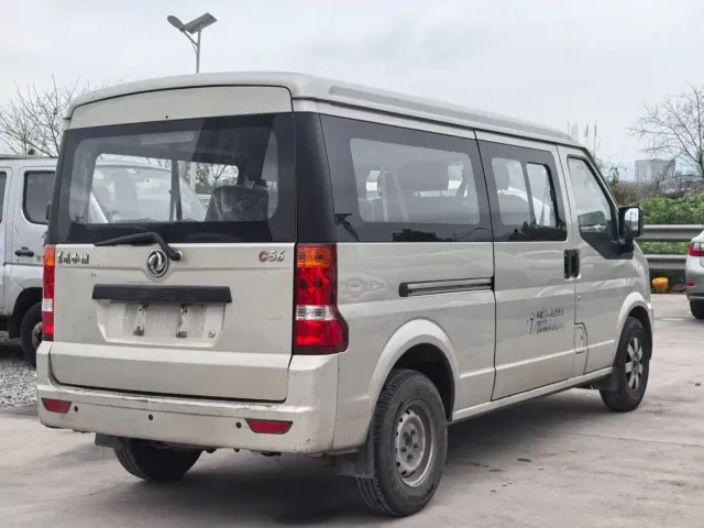 Dongfeng Xiaokang C56 — Фото автомобиля 9
