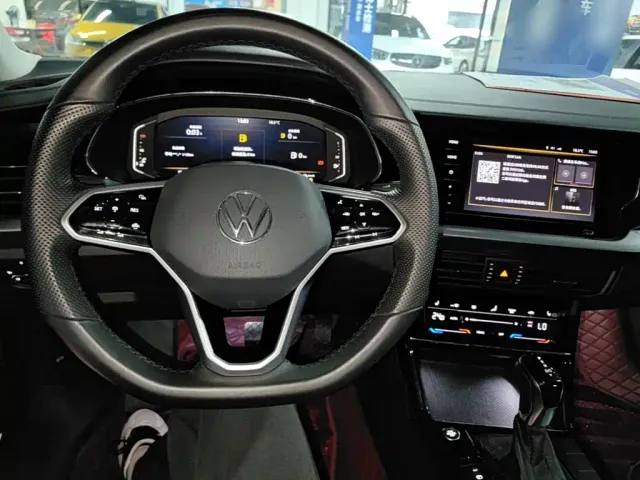 Volkswagen Passat — Фото автомобиля 10