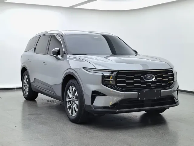 Ford Edge — Фото автомобиля 3