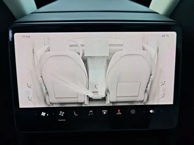 Tesla Model Y 2025 Model Long Range All-Wheel Drive Launch Edition — Фото автомобиля 9