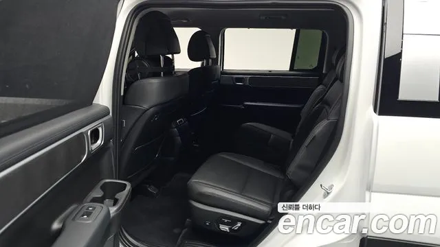 Hyundai Santafe Santa Fe (MX5) Бензин 2.5T 2WD — Фото автомобиля 12