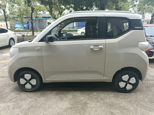 Wuling Hongguang Mini EV — Фото автомобиля 3