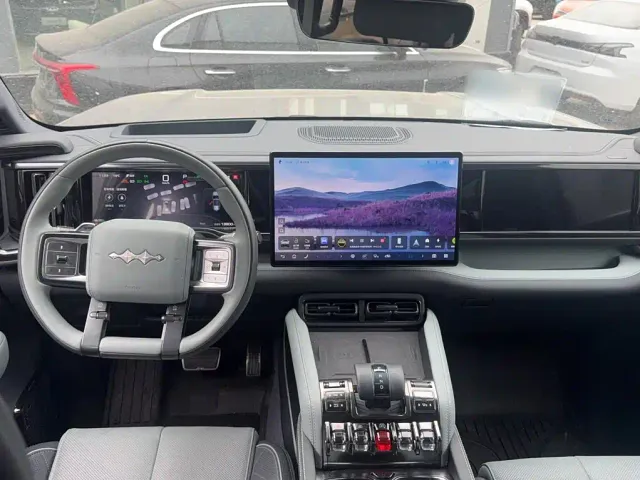 BYD FangChengBao Leopard 5 — Фото автомобиля 13