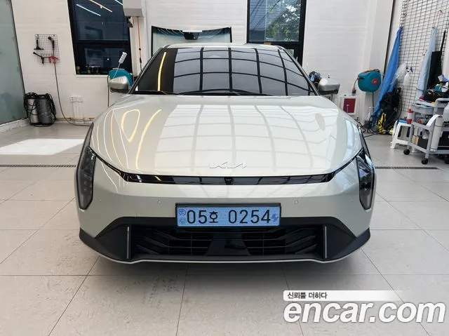 Kia EV4 — Фото автомобиля 2