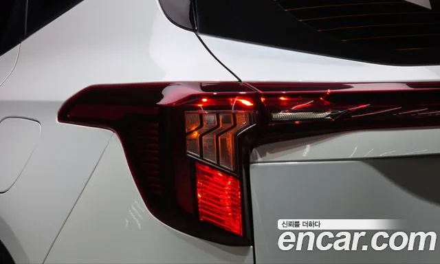 Kia Seltos — Фото автомобиля 8