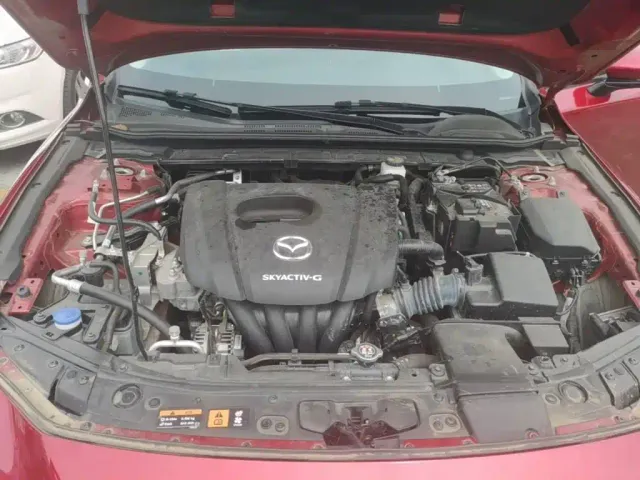 Mazda Axela — Фото автомобиля 15