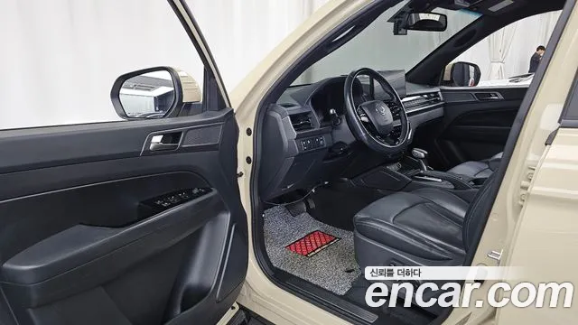 KG_Mobility_Ssangyong Rexton Новый Rexton Sport Khan Дизель 2.2 4WD — Фото автомобиля 10
