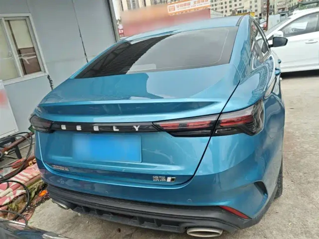 Geely Binrui — Фото автомобиля 5