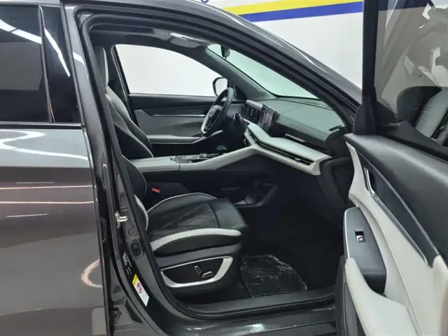 Changan CS75 Plus — Фото автомобиля 8