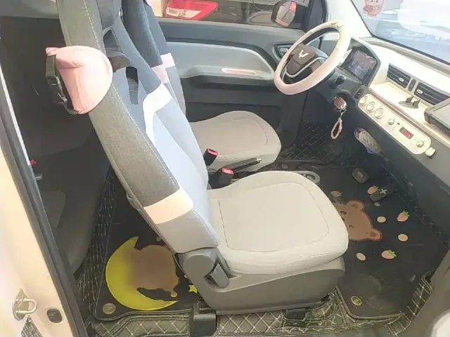 Wuling Hongguang Mini EV — Фото автомобиля 24