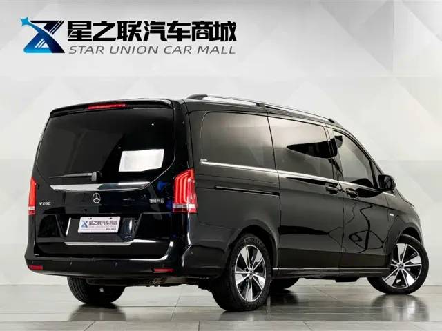 Mercedes-Benz V-Class — Фото автомобиля 6