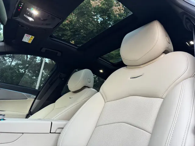 Cadillac CT6 — Фото автомобиля 16