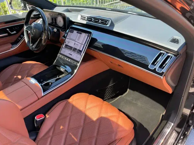 Mercedes-Benz Maybach S-Class — Фото автомобиля 21