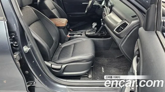 Kia Seltos New — Фото автомобиля 16