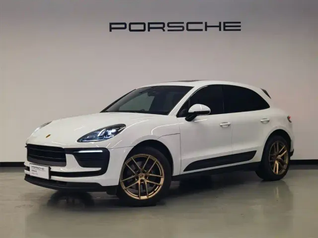 Фотография автомобиля — Porsche Macan