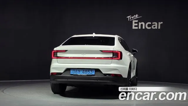 Polestar Polestar 2 — Фото автомобиля 4