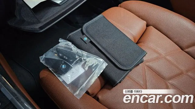 BMW 7 Series G70 — Фото автомобиля 23