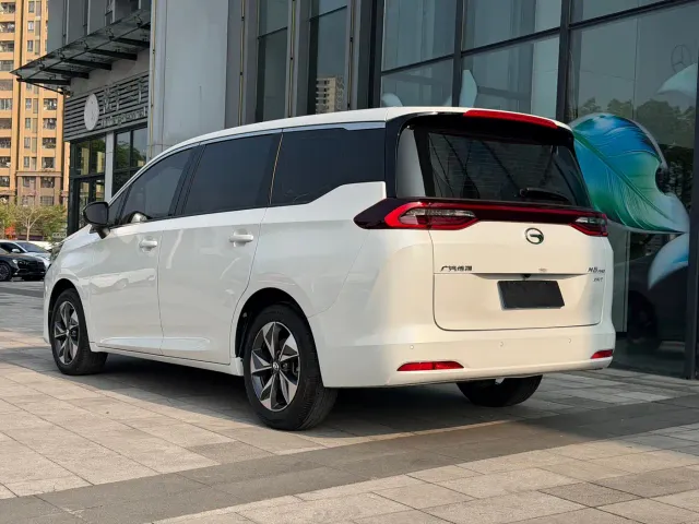 GAC Trumpchi M6 — Фото автомобиля 5