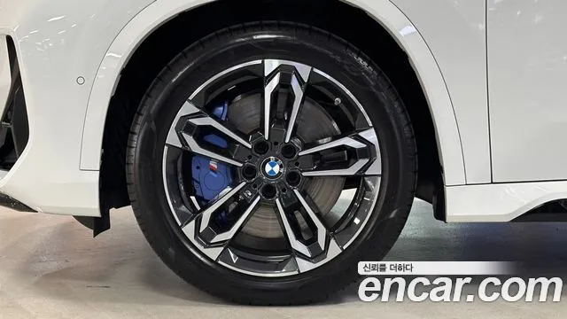 BMW X1 U11 — Фото автомобиля 5
