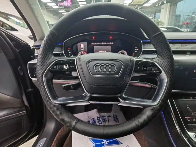 Audi A8 — Фото автомобиля 8