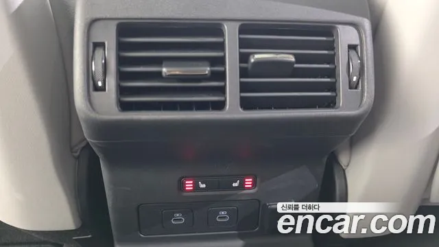 Land Rover Range Rover Velar — Фото автомобиля 18