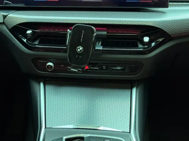 BMW 3 Series — Фото автомобиля 16