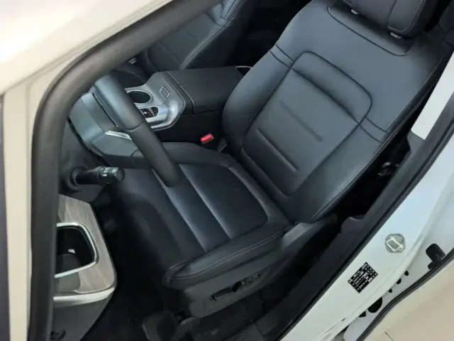 GAC Trumpchi E8 — Фото автомобиля 14