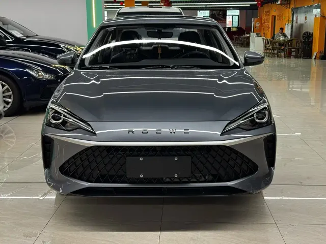 Roewe i5 — Фото автомобиля 2