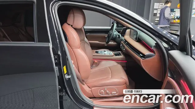 Genesis G90 Бензин 3.5 турбо AWD — Фото автомобиля 12