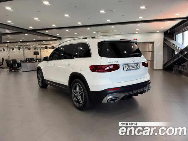 Mercedes-Benz GLB-Class X247 — Фото автомобиля 3