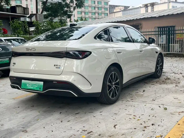BYD Seal 06 — Фото автомобиля 9
