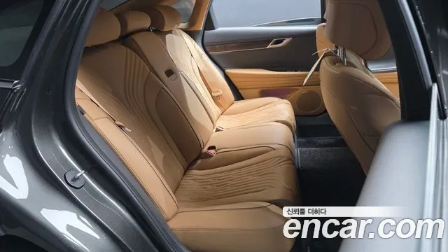 Genesis G80 Бензин 3.5 турбо AWD — Фото автомобиля 11
