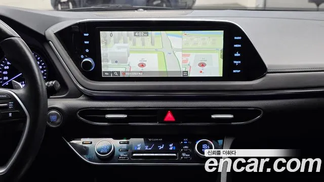 Hyundai Sonata — Фото автомобиля 18