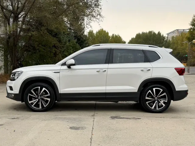 Volkswagen Tharu — Фото автомобиля 8