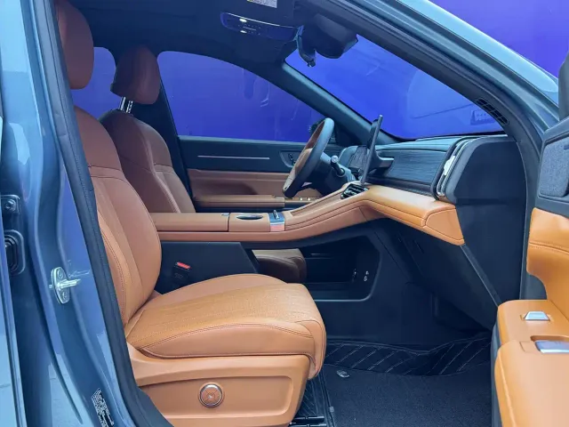 Jetour X70L — Фото автомобиля 14