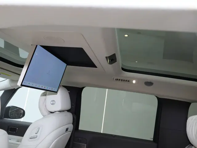Li Auto MEGA — Фото автомобиля 14