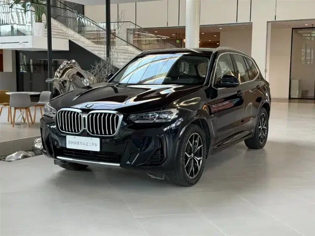 Фотография автомобиля — BMW X3
