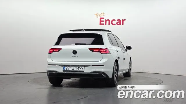 Volkswagen Golf Golf 8 поколение 2.0 TDI Prestige — Фото автомобиля 4