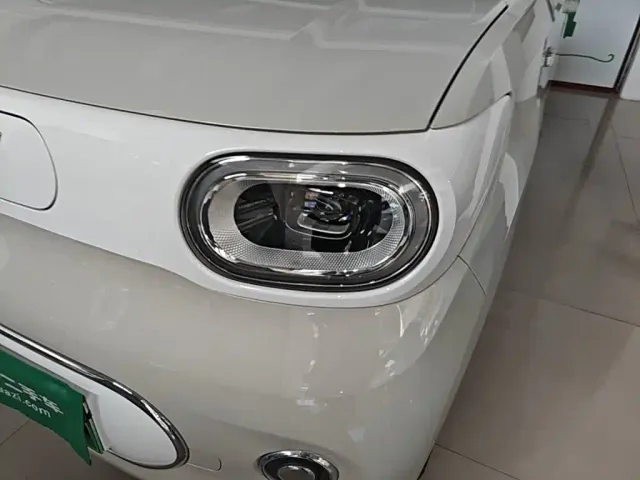 Wuling Motors Hongguang MINIEV 2024 Model 3rd Generation 170km — Фото автомобиля 23