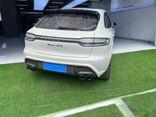 Porsche Macan — Фото автомобиля 10