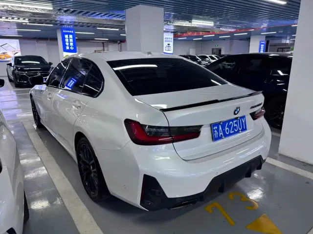 BMW 3 Series — Фото автомобиля 9