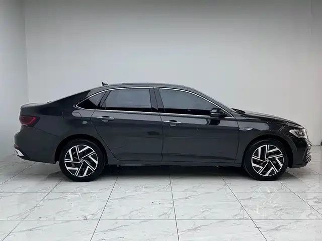 Volkswagen Sagitar — Фото автомобиля 3