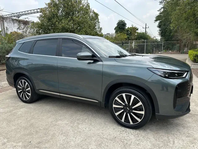 Chery Fengyun T8 — Фото автомобиля 11