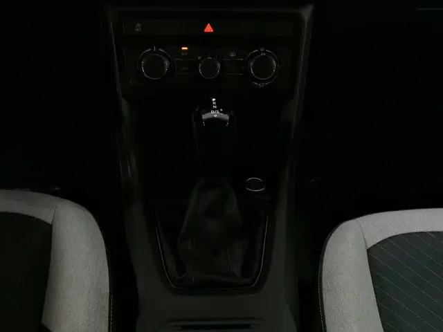 Volkswagen Tharu — Фото автомобиля 13