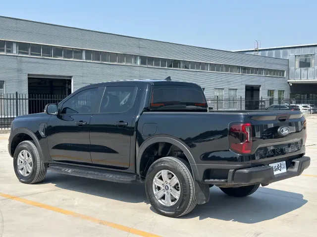 Ford Ranger — Фото автомобиля 14