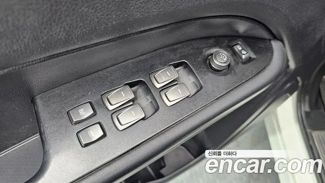 KG_Mobility_Ssangyong Rexton Новый Rexton Sport Дизель 2.2 4WD — Фото автомобиля 27